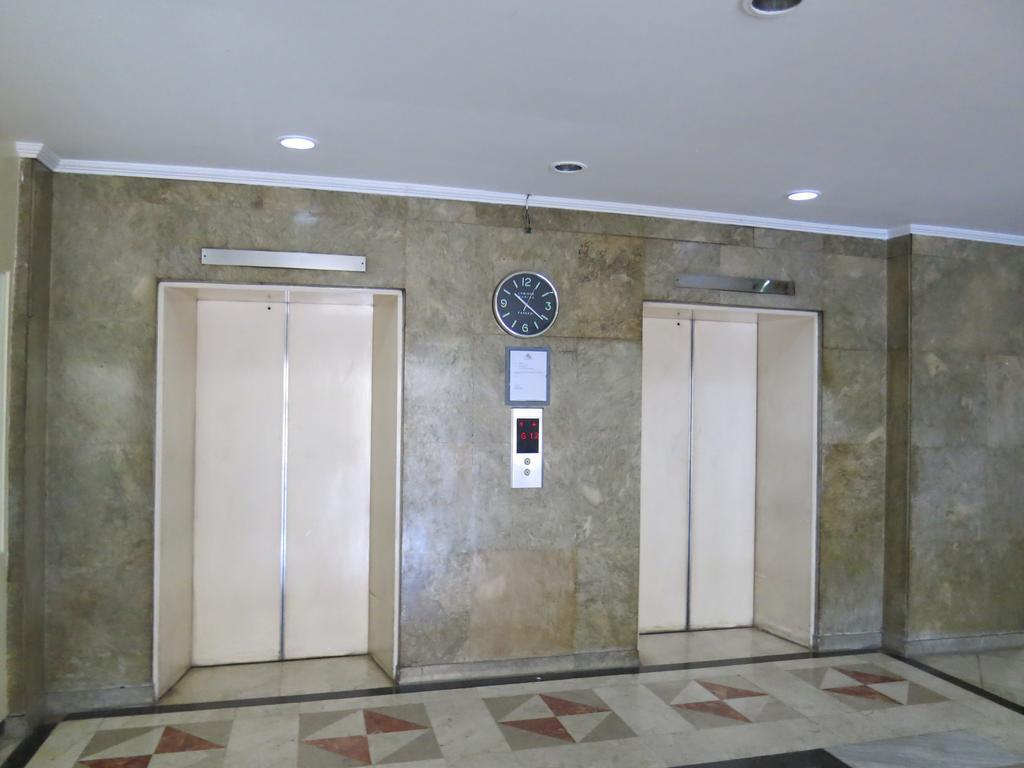 Midland Plaza Aparthotel Manila Exterior photo